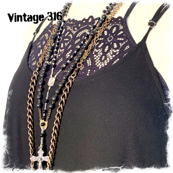 Asymmetrical Layering Tank • Black - Picture 2 of 3